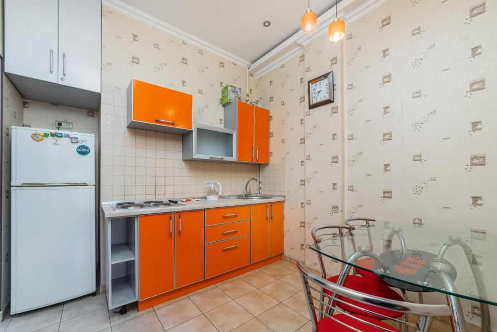 Апартаменты Two-bedroom apartment with balcony and kitchen Одесса